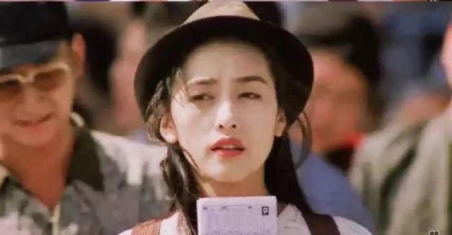 木村拓哉20年来首晒与老婆工藤静香合照，背景还是二人的婚纱照