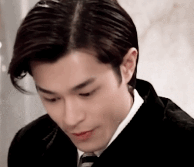 中国十大帅哥排名，中国的10大帅哥（10位巅峰时期的男星）