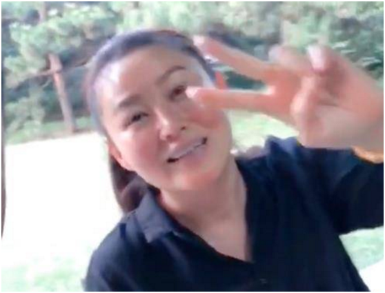 1998潘金莲的扮演者，各版潘金莲演员（98版《水浒传》潘金莲近况）