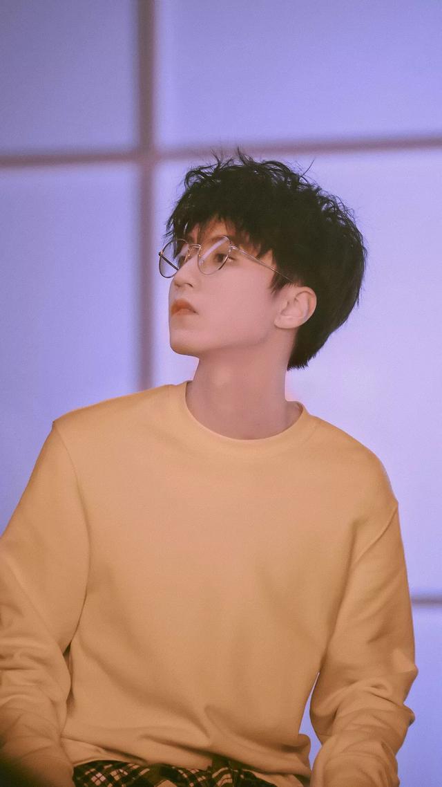 王俊凯高清壁纸，王俊凯高清壁纸图片（珍藏高清：你们要的王俊凯壁纸）