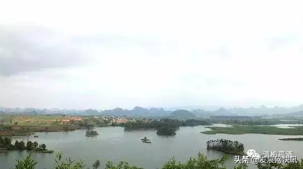 云南普者黑旅游攻略，云南省普者黑风景区旅游攻略（一处鲜为人知的神秘旅游景点——普者黑攻略）