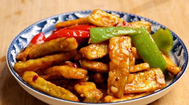 茄子怎么做才好吃，茄子怎么做的好吃（茄子这样做实在太香了）