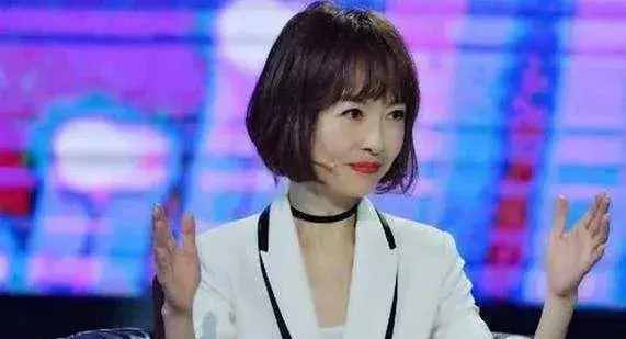 鲁豫的老公，鲁豫的老公朱磊（50岁鲁豫的爱情）