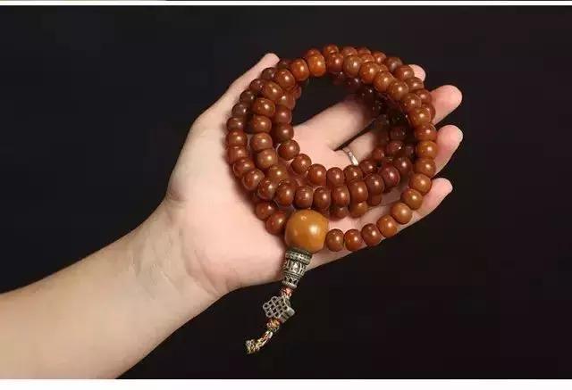 菩提根佛珠怎么养，菩提根佛珠怎样盘玩（菩提根的“盘玩大法”！）