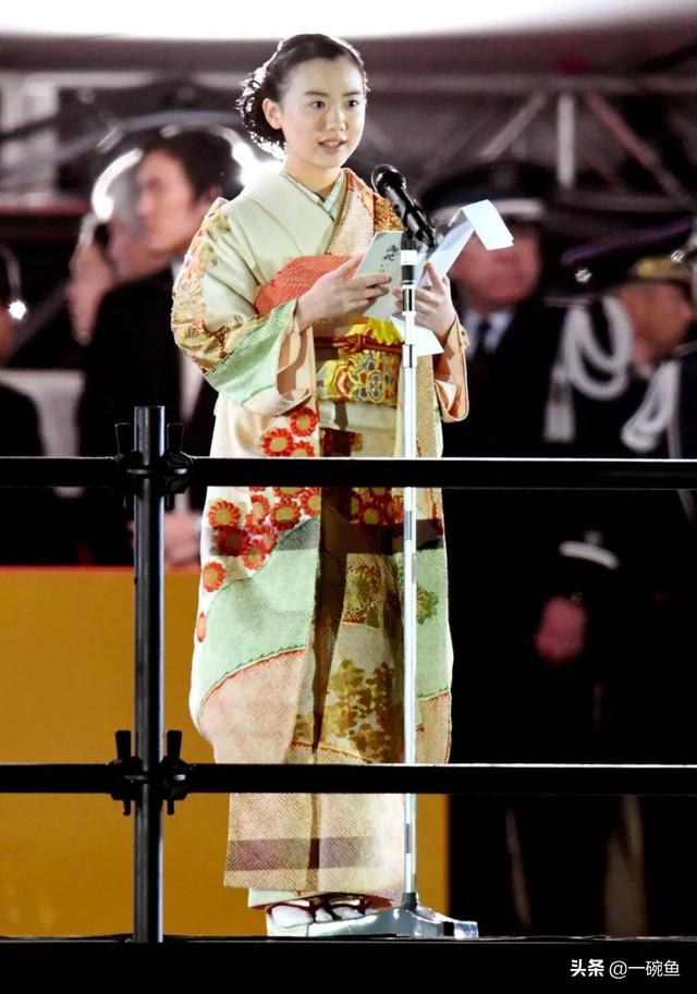 甜甜的芦田爱菜萌娃头像/可爱吧唧可爱吧唧微信，甜甜的芦田爱菜萌娃头像/可爱吧唧可爱吧唧，好想带回家（被称为“日本最萌童星”的她）