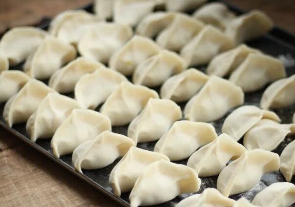 图片[4]-【莲藕饺子】做法步骤图 香糯脆甜 一口一个！-起舞食谱网