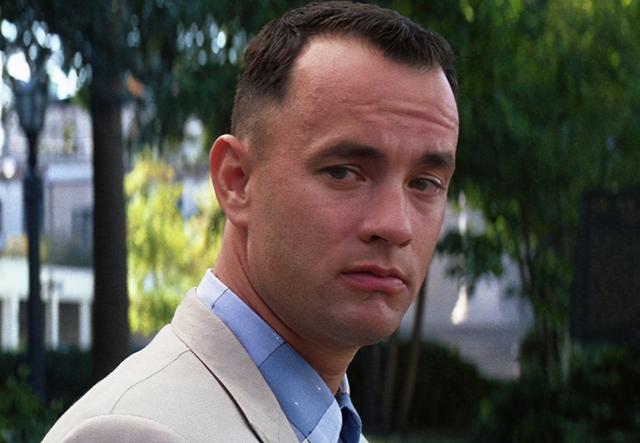 阿甘正传影评,阿甘正传影评200字(影评丨《阿甘正传》坚持是人生信念)