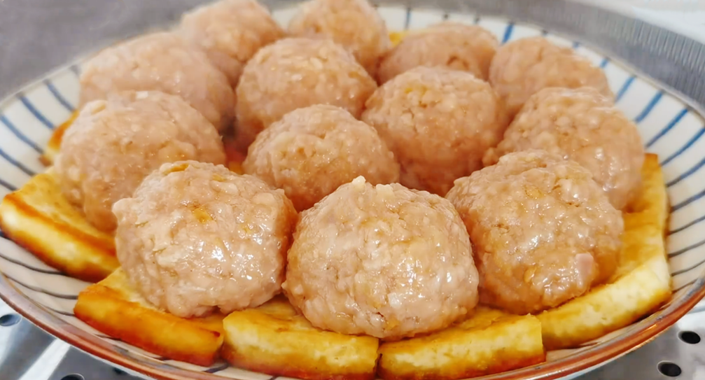 圖片[7]-【土豆丸子蒸豆腐】做法步驟圖 個個鮮嫩多汁  太香了-起舞食譜網(wǎng)