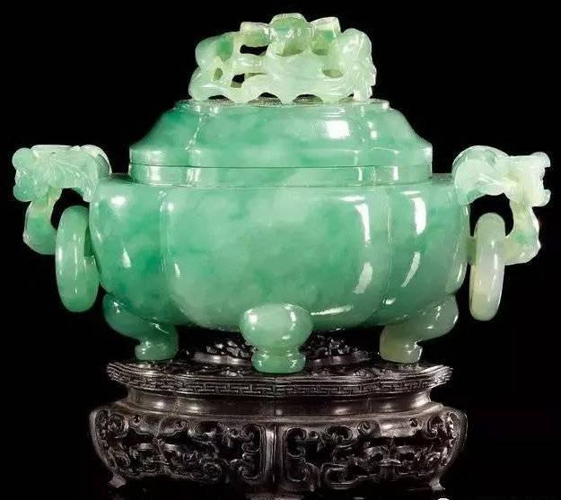 二手翡翠手镯到底能不能戴进去，二手翡翠手镯到底能不能戴