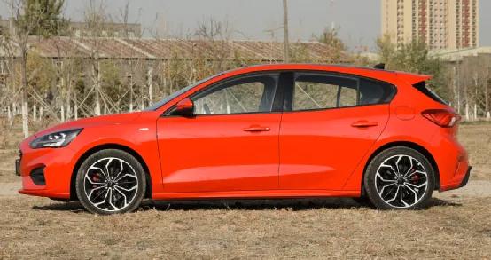 10万左右两厢车，实用10万左右两厢车推荐（你认为10W左右哪款两厢车最好看）