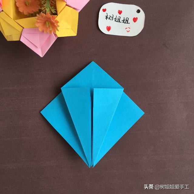 折纸双菱形教程，折纸双菱形教程简单（既简单又好看的菱形八角之花的制作方法）