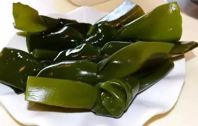 请问清炸小扒皮鱼的做法，炸小剥皮鱼的做法大全（今后再也不怕不认识海鲜了）