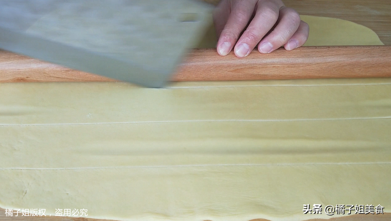 圖片[3]-面粉的新吃法 兩種口味 比餅干還好吃 做法簡(jiǎn)單 一看就會(huì)-起舞食譜網(wǎng)