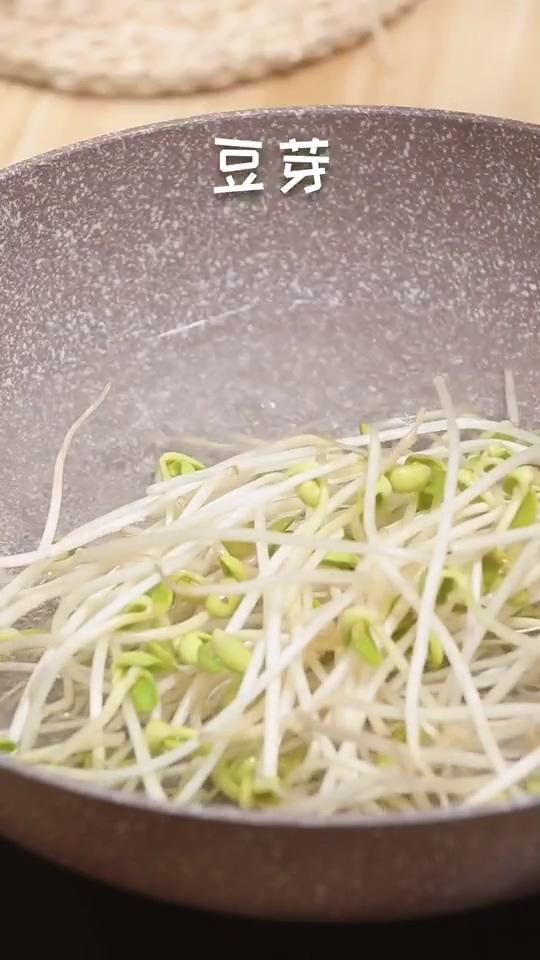 怎样煮牛肉最好吃，怎样做水煮牛肉又香又好吃（直接下锅煮大错特错）