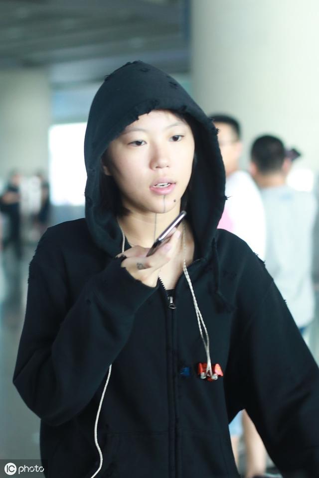 窦靖童是王菲和谁的女儿,窦靖童个人相册(王菲女儿为什么叫窦靖童) 窦靖童是王菲和谁的女儿,窦靖童个人相册(王菲女儿为什么叫窦靖童)