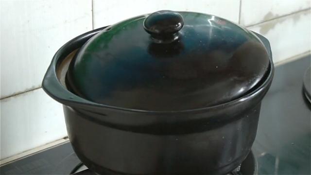 香菇瘦肉粥怎么做，如何用电饭煲做香菇瘦肉粥（煮一份家庭版香菇瘦肉粥）