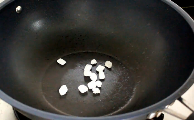 卤蹄膀的做法，知道这两个小诀窍就够了