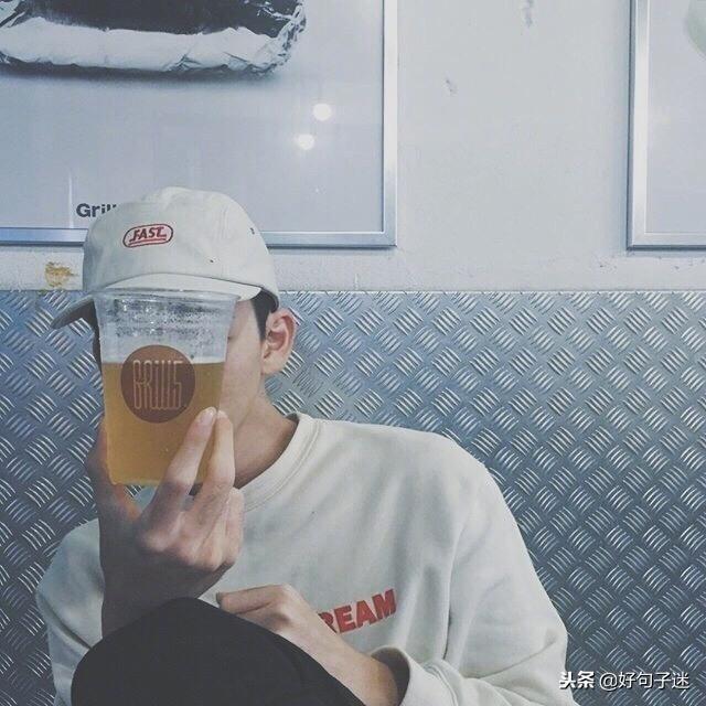 特别伤心的话，特别伤心的话和图片（适合发说说的伤心句子）