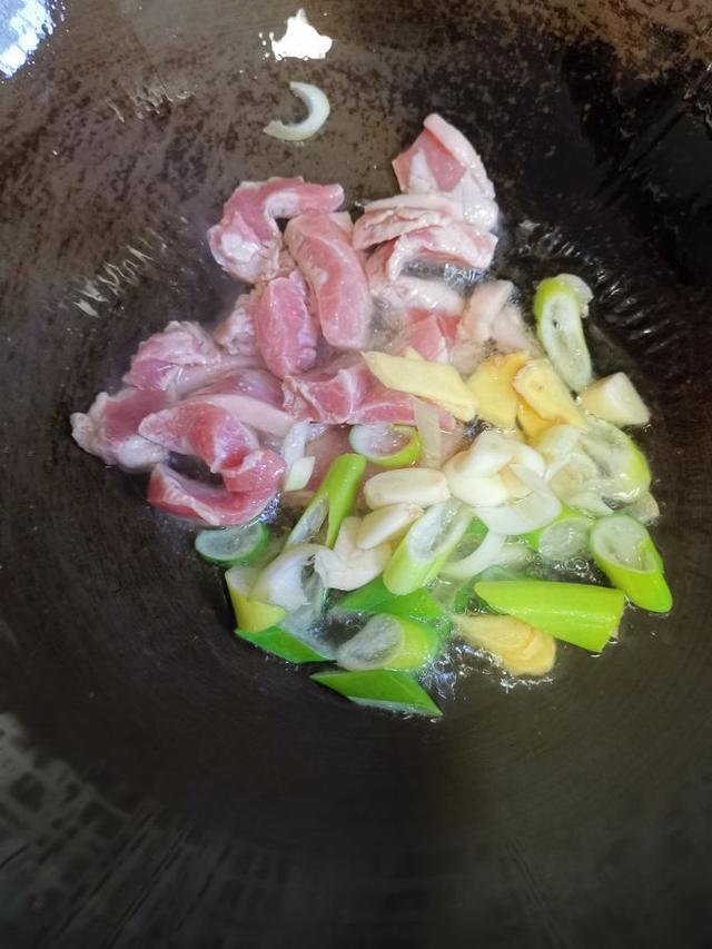 竹笋的做法，竹笋的做法大全家常做法视频（竹笋的家常做法）