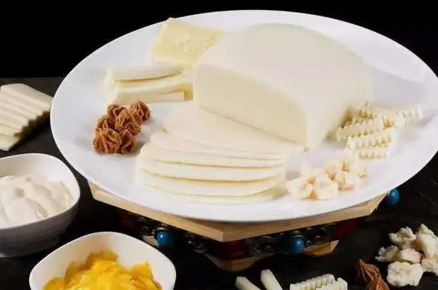 内蒙古自制的干奶酪怎么吃,内蒙古干奶酪图片(锡林郭勒奶酪攻略——带你品草原花样美食) 内蒙古自制的干奶酪怎么吃,内蒙古干奶酪图片(锡林郭勒奶酪攻略——带你品草原花样美食)