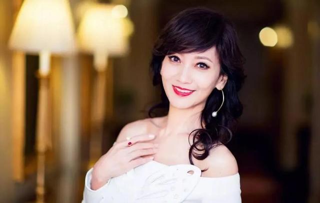 50年代歌唱家名单，中国五十年代男高音歌唱家有哪些（为央视中秋晚会献唱的10位老艺术家）