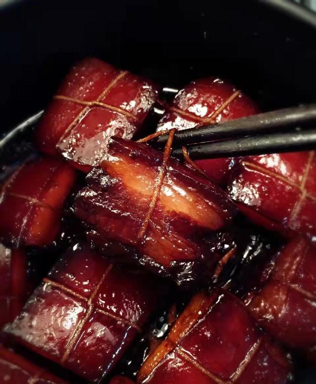 浙江杭州特色美食有哪些，杭州市有什么特色美食（还有八大杭州必吃美食）