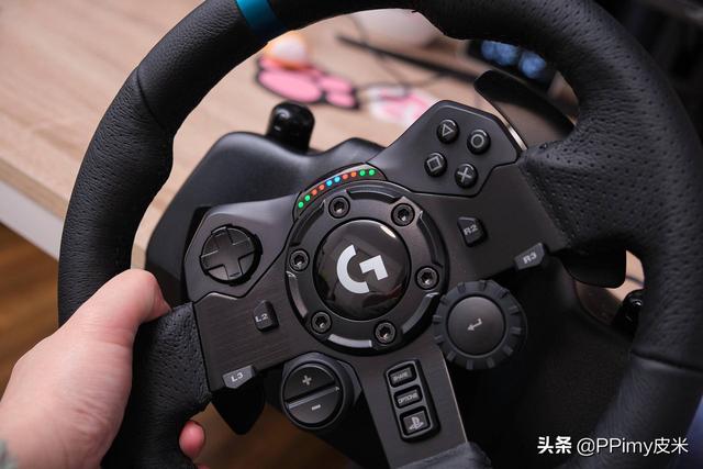 罗技游戏方向盘怎么样，TRUEFORCE力反馈方向盘