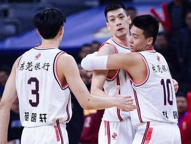 广东男篮队球员名单，广东男篮队球员名单照片（易建联回归奇兵出走）