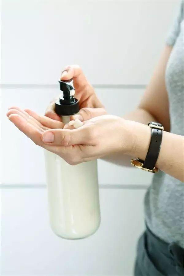 过期的眼霜还能做什么用，眼霜的保质期有多长（过期的护肤、化妆品竟然还能这么用）