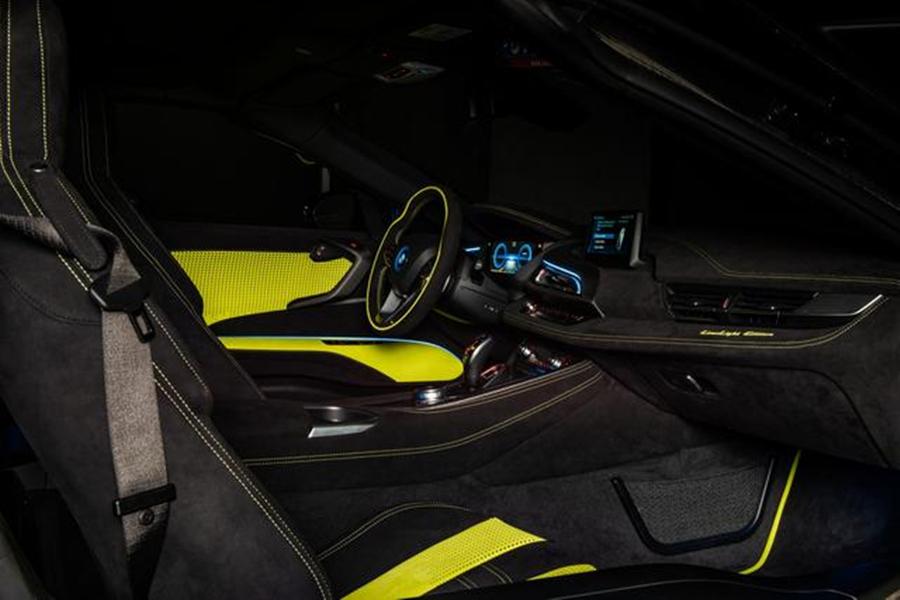 alcantara是什么材质，Alcantara是什么（Alcantara不再是超跑专属）