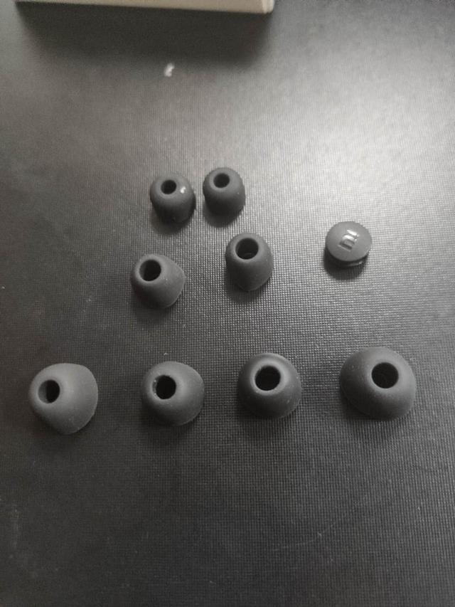 小米蓝牙耳机青春版使用说明，小米蓝牙耳机青春版功能使用（小米运动蓝牙耳机青春版）