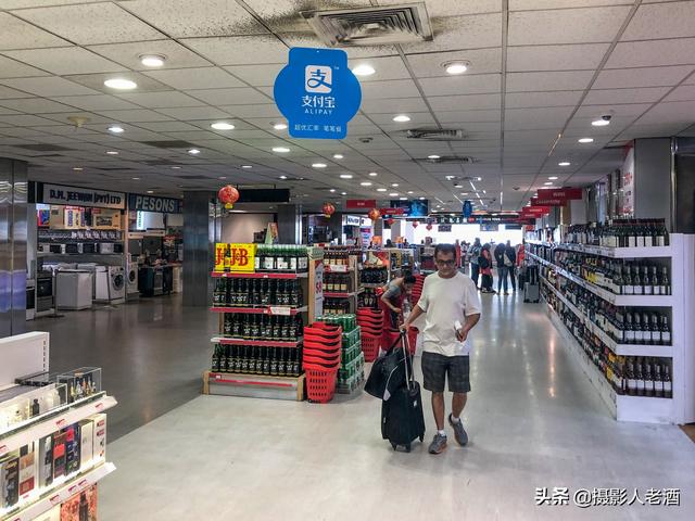 斯里兰卡到底说什么语言，斯里兰卡说什么语言（入境斯里兰卡机场实拍）