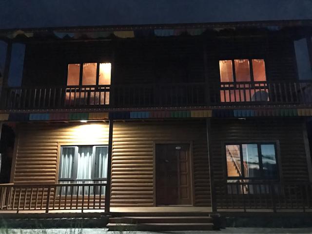 西藏厕所被狼咬死的两人，青藏线被狼吃事件（好多问新藏线住宿）