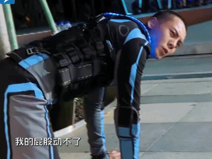 近年来综艺事故及涉及艺人，吴镇宇儿子眼角的伤疤如今还在