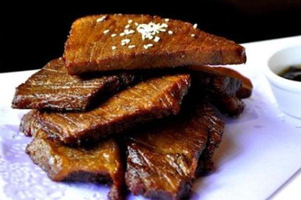 淄博十大名吃都是什么，山东淄博最出名的小吃是什么（淄博十大必吃的美食）