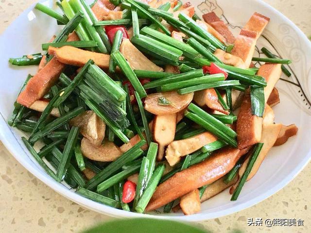 炒豆干的家常做法，豆干怎么炒好吃家常做法大全（来试试这种烹饪方式）