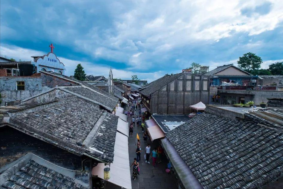 丽江古城门票多少钱(云南旅游攻略6天5晚多少钱)