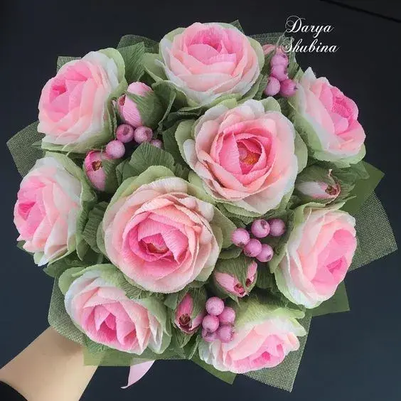 手工花朵制作方法，彩纸手工制作花朵的方法（喜欢花哪儿还用买）