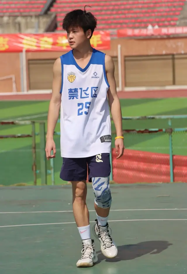 有创意的团队名字，比较有寓意的团队名字（“迎新杯”篮球赛之“花式”队名大发现）