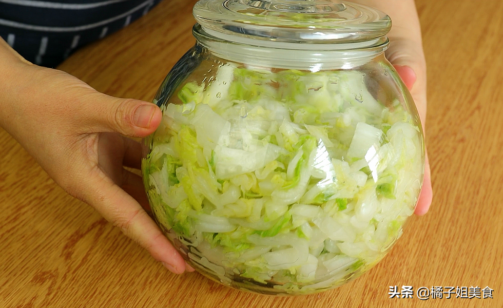 图片[5]-【酸白菜】做法步骤图 做一次能吃3个月不坏 比辣白菜还好-起舞食谱网