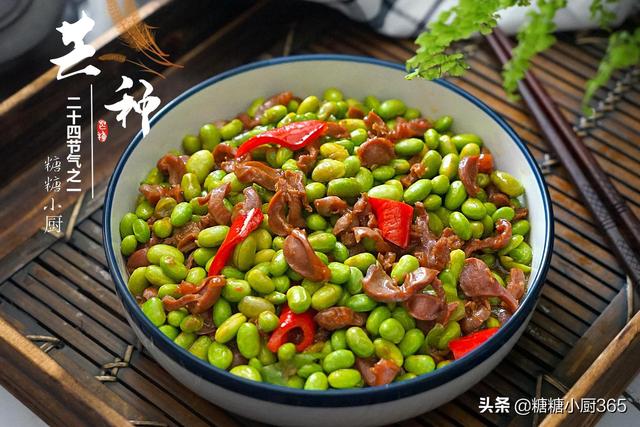 鸡胗怎么切正确，鸡胗应该怎么切（鸡的这部位特好吃）