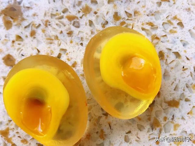 皮蛋的制作方法，皮蛋制作工艺流程（教你在家自制皮蛋）