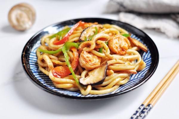 12种家常热汤面做法，特色汤面10种做法（10碗顶级美味的热汤面轻松做）