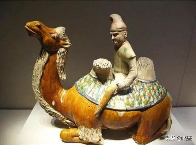唐三彩是哪三彩，唐三彩主要哪三彩（唐三彩：千年釉彩下的丝路文明）