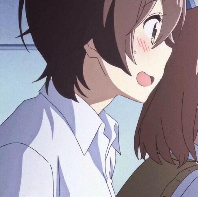  陪伴胜过言语 细节胜过情话，微信头像，半身头像 | 陪伴胜过言语 细节胜过情话（情侣头像l“每天早上看到阳光就想见到你”​​​​）