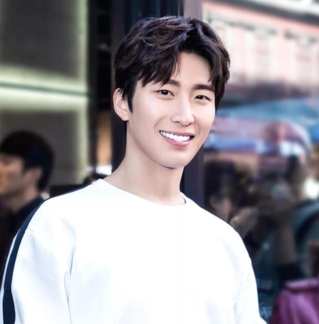 演戏一直不温不火的他，窦骁自曝不红原因