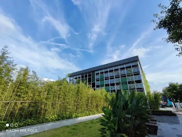 kimoji，极具个人风格：美国影星（kimoji怎么读）