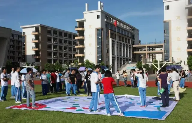 惠州华罗庚中学，惠州华罗庚中学官网（惠州市华罗庚中学2020年华罗庚班招生简章）