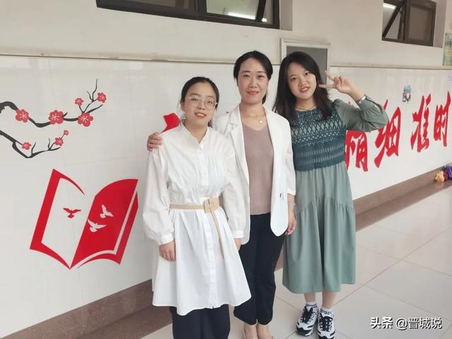 总裁的替身前妻冠华居燕子717微博，燕子712原创歌曲（晋城一中学子接力传承继续一中执教）