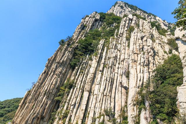 喜马拉雅山在哪，喜马拉雅山在哪个国家境内（喜马拉雅山的祖宗竟在老家河南）